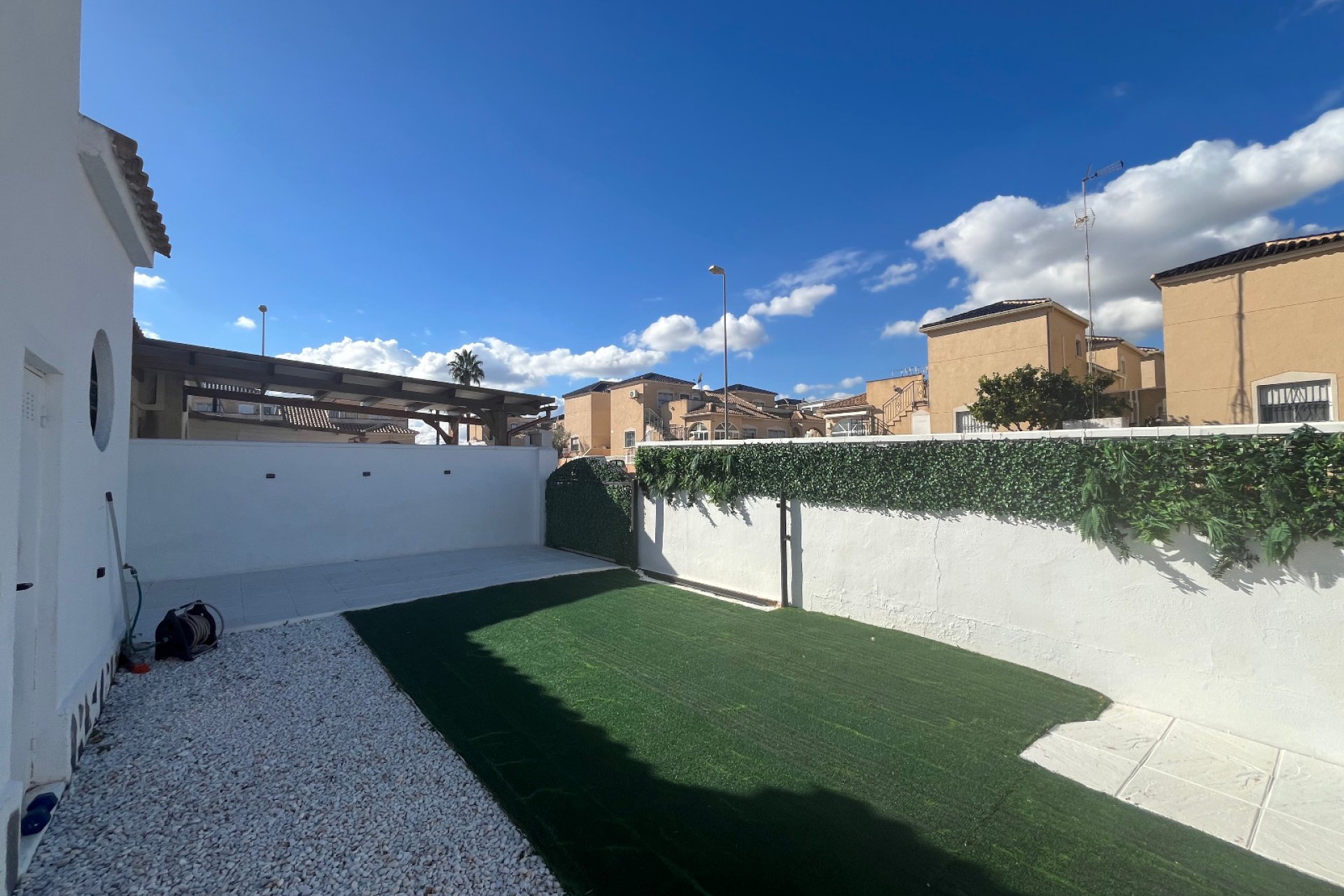 Használt ingatlanok - Bungaló -
Punta Prima - Serena