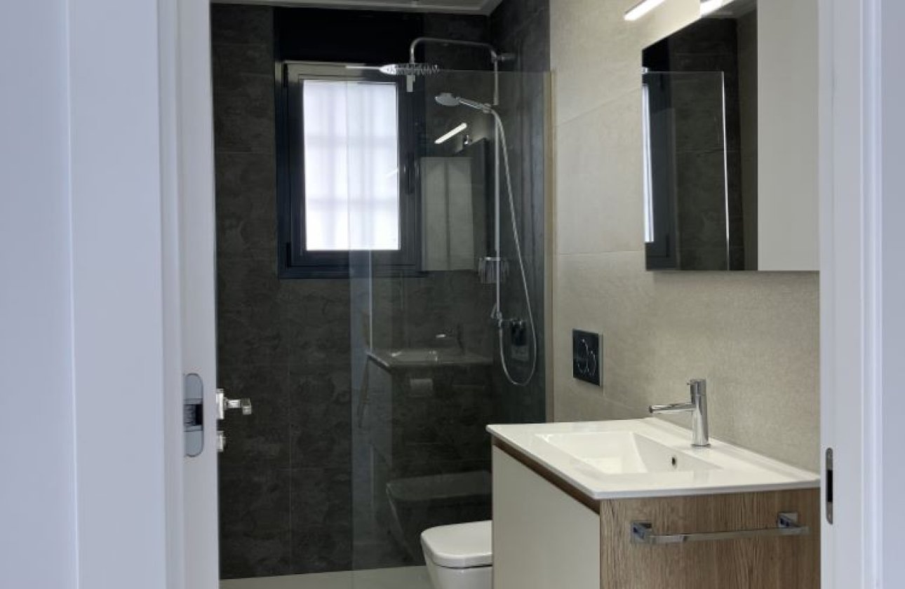 Használt ingatlanok - Bungaló -
San Miguel de Salinas