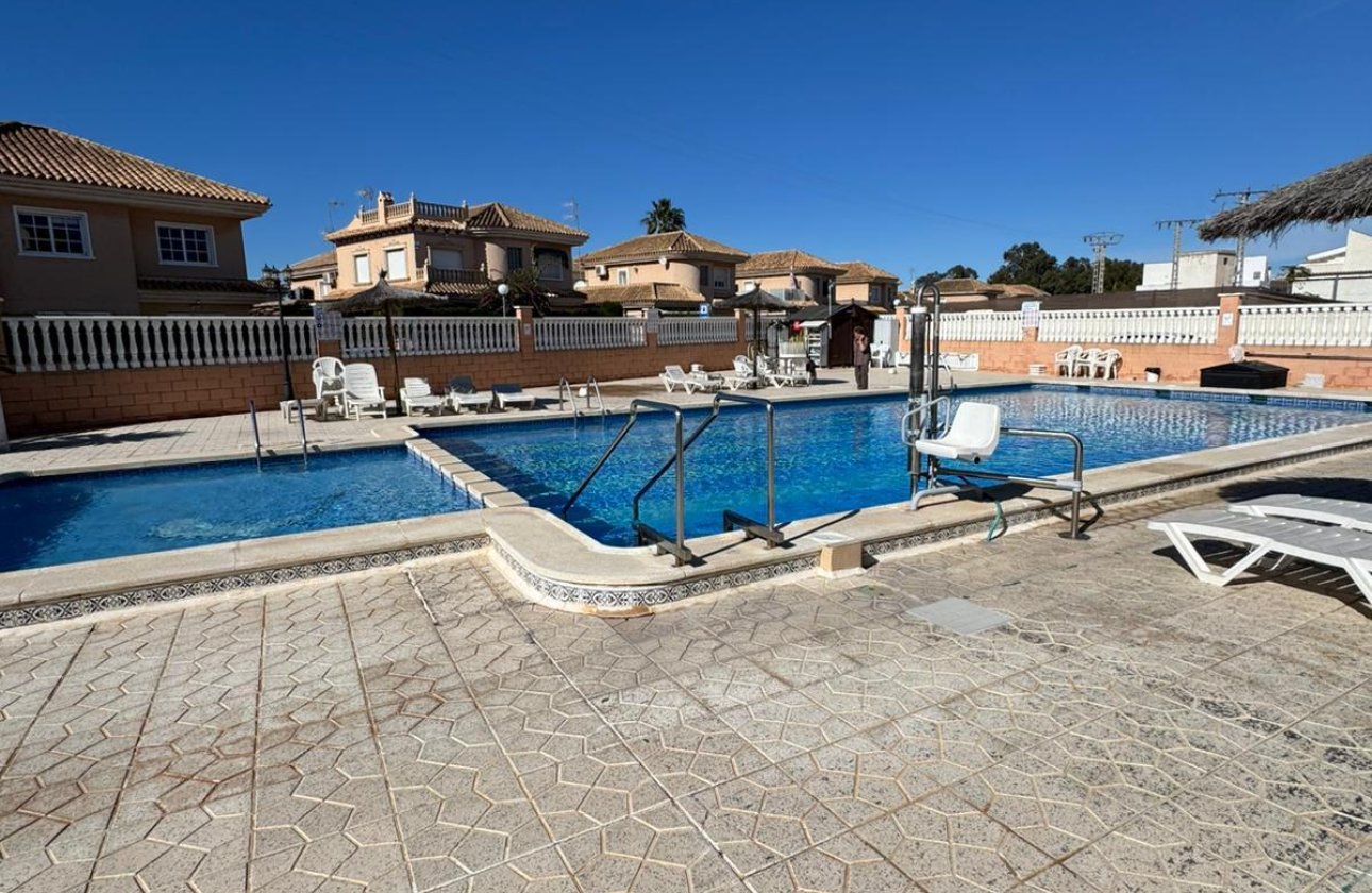 Használt ingatlanok - Bungaló -
Torrevieja - Los Altos