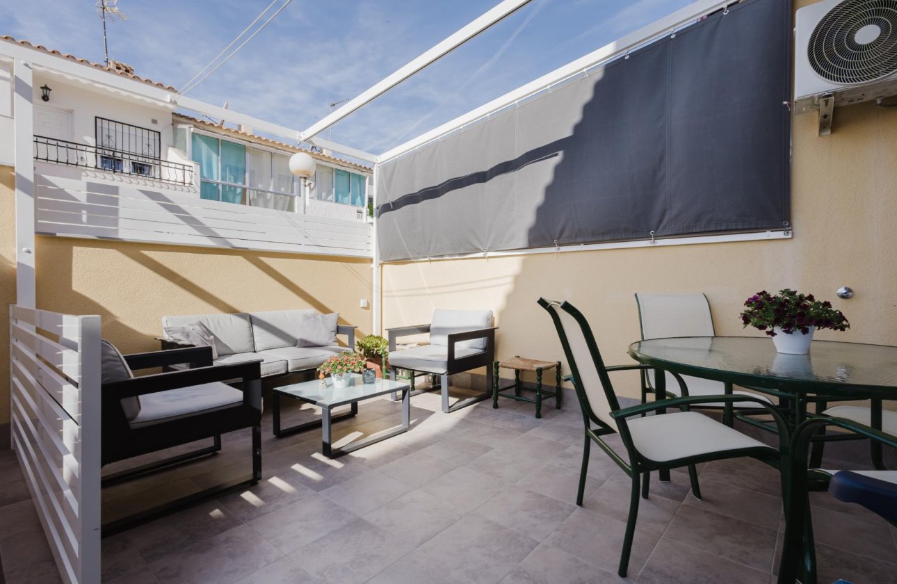 Használt ingatlanok - Bungaló -
Torrevieja - playa de los naufragos