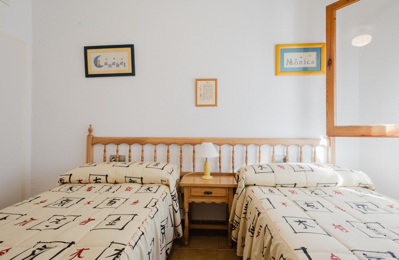 Használt ingatlanok - Bungaló -
Torrevieja - playa de los naufragos