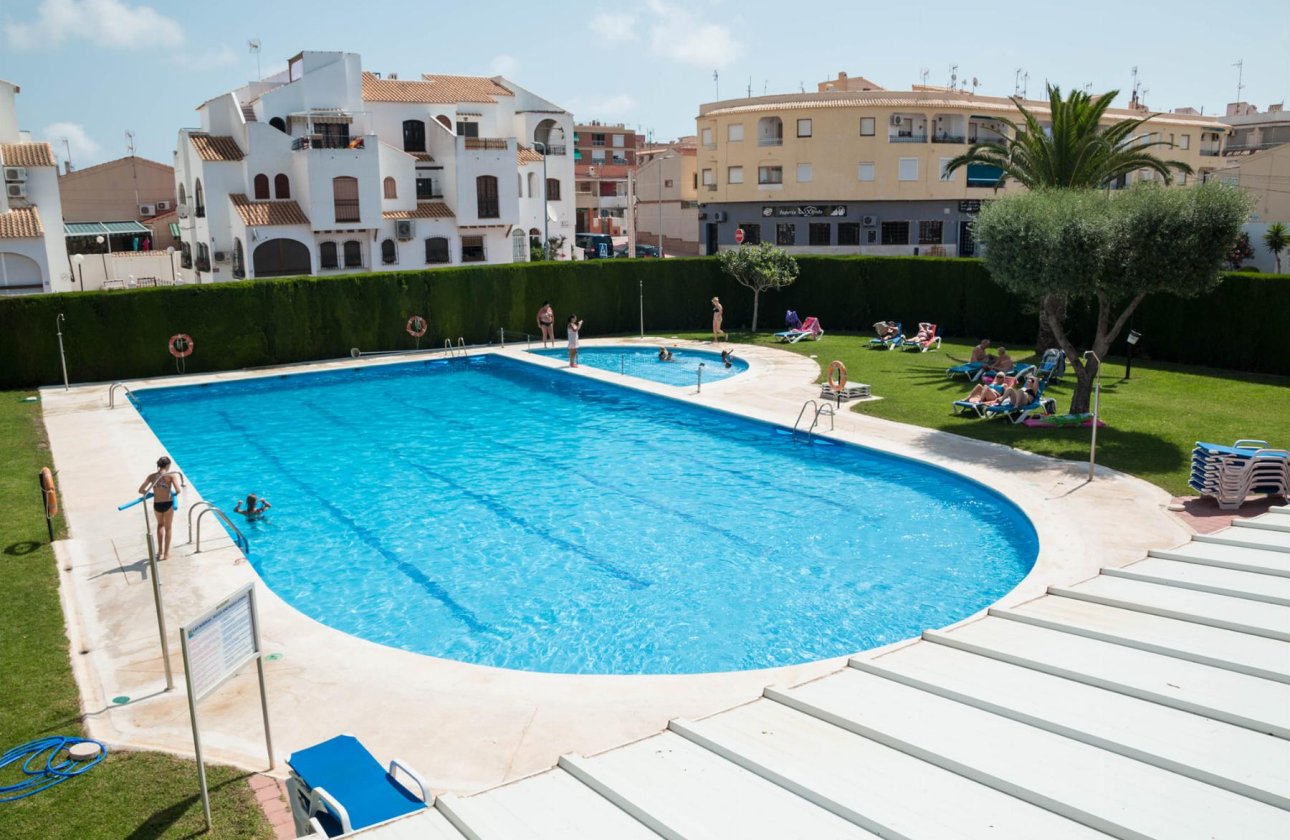 Használt ingatlanok - Bungaló -
Torrevieja - playa de los naufragos