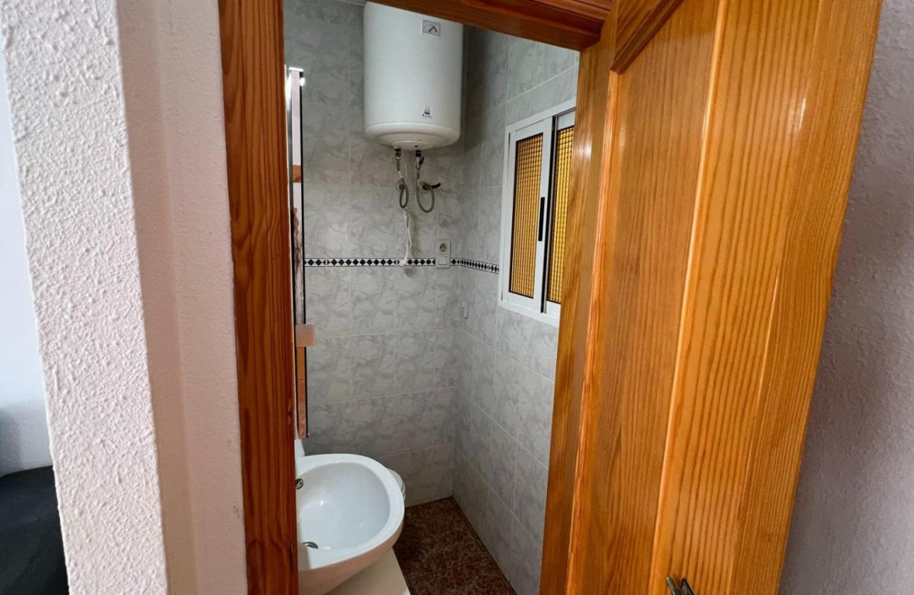 Használt ingatlanok - Bungaló -
Torrevieja - TORRETAS