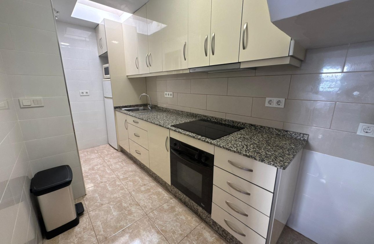 Használt ingatlanok - Bungaló -
Torrevieja - TORRETAS