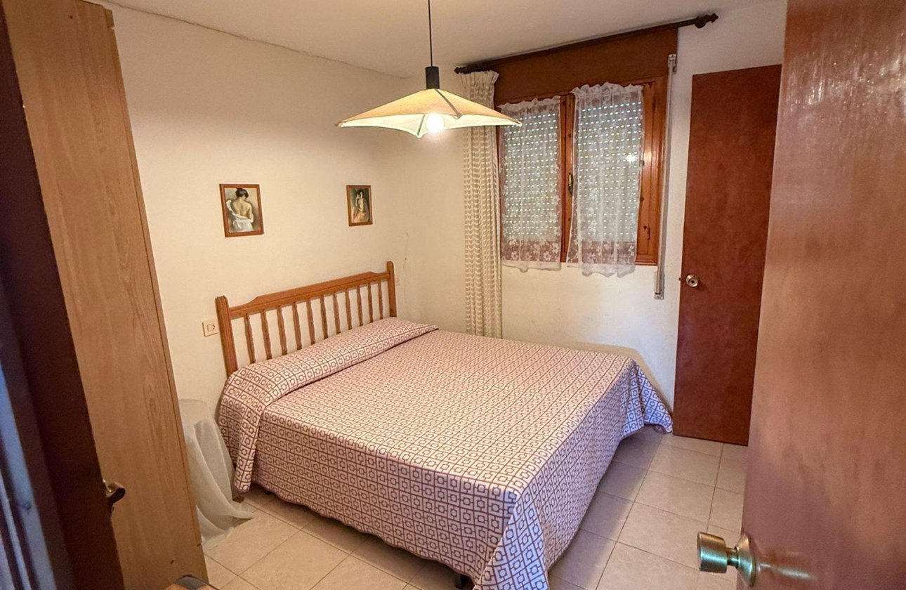 Használt ingatlanok - Casa -
Torrevieja - Los Balcones