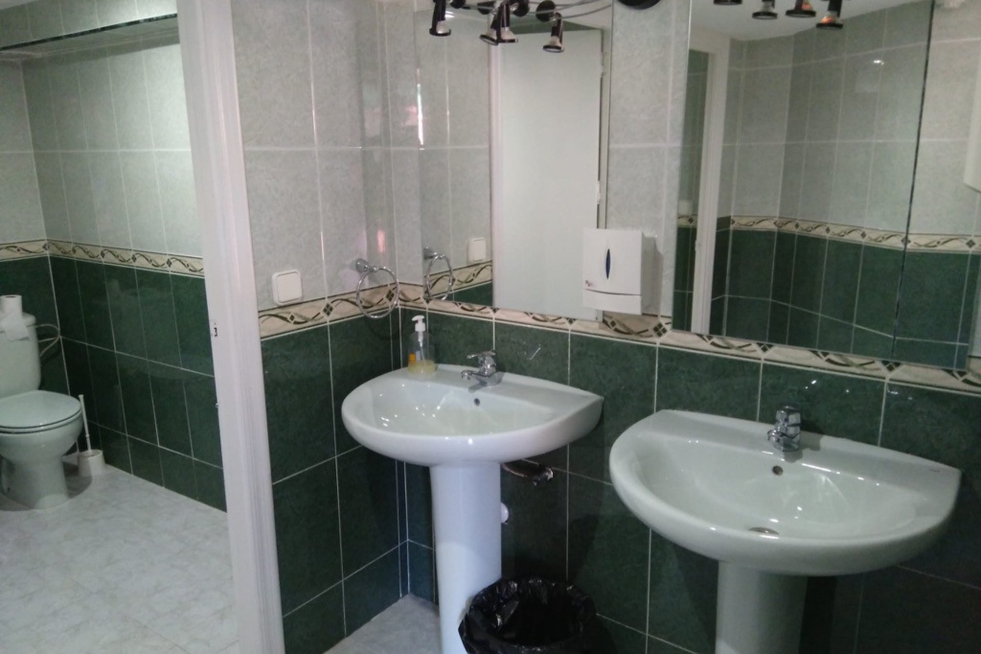 Használt ingatlanok - Commercial property -
Altea - Altea Centro