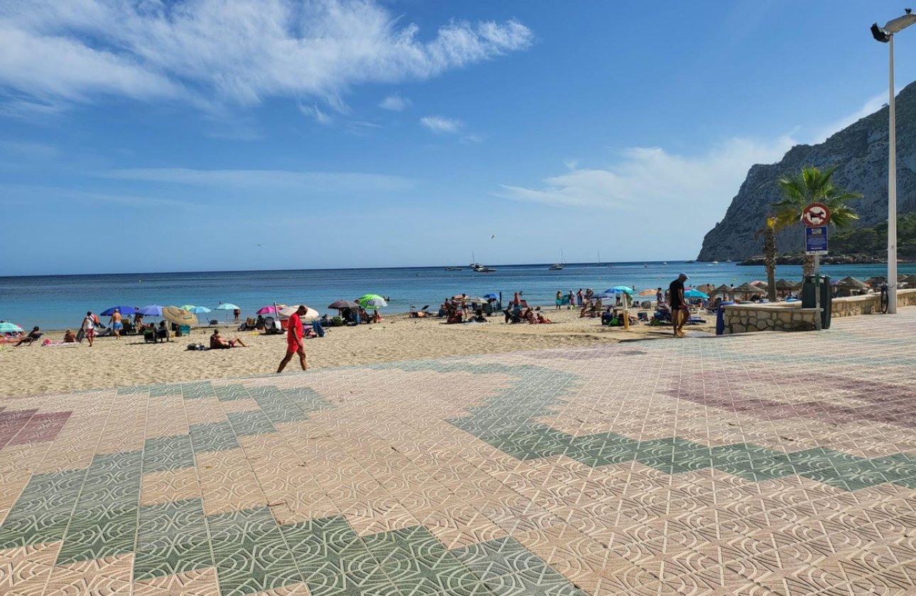 Használt ingatlanok - Commercial property -
Calpe - Calpe Centro