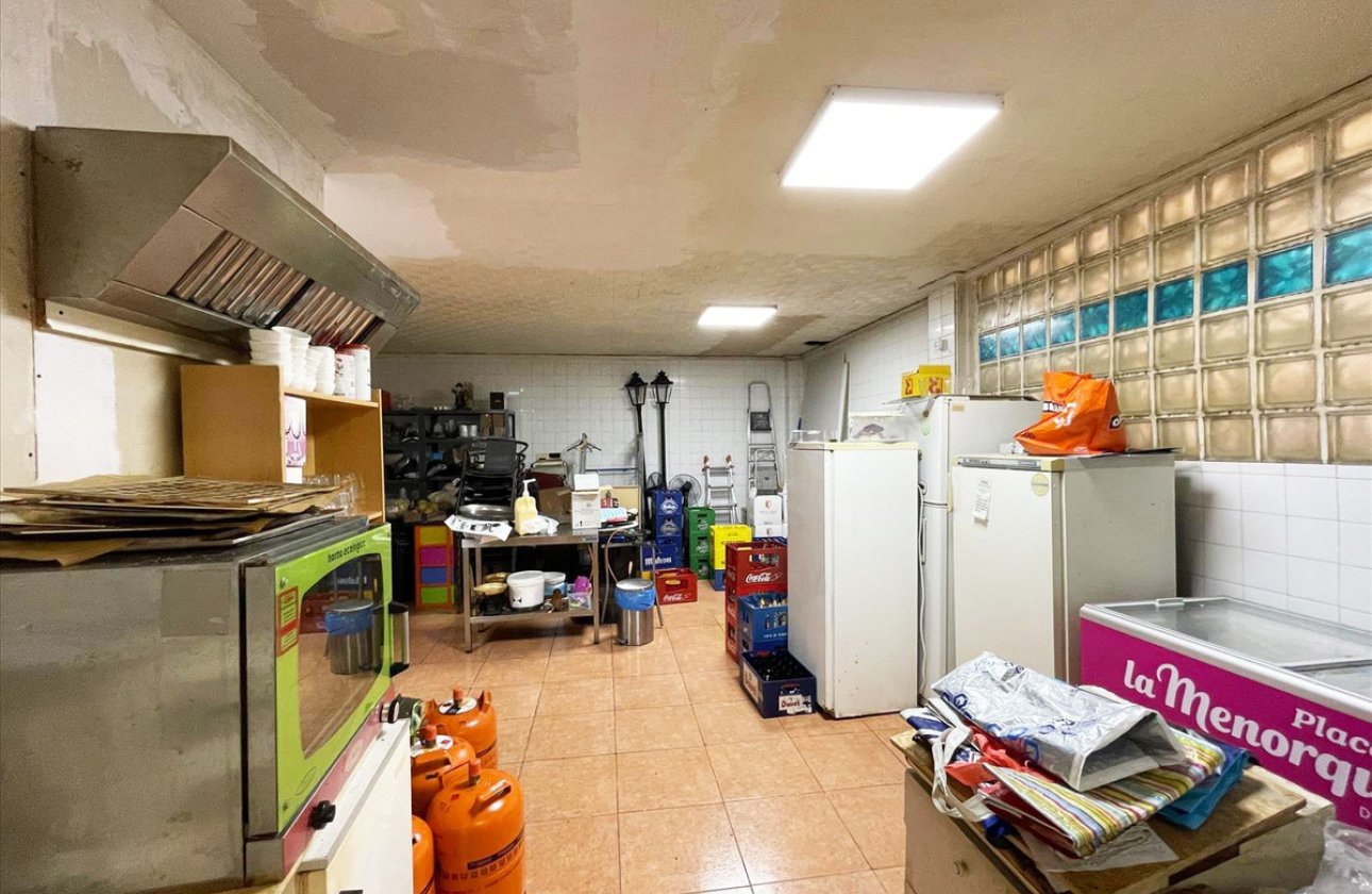 Használt ingatlanok - Commercial property -
Calpe - Calpe Centro