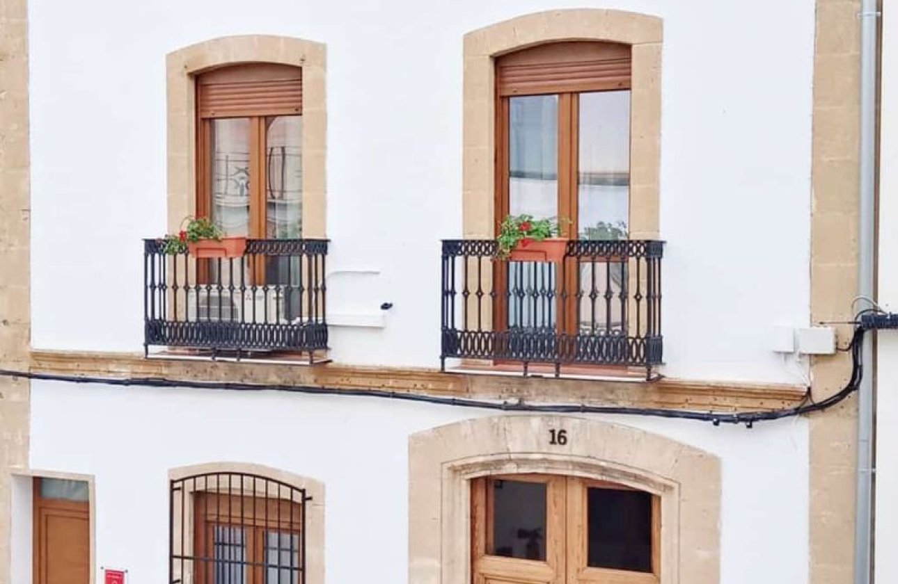 Használt ingatlanok - Commercial property -
Jávea - Xàbia - Jávea - Xàbia Centro