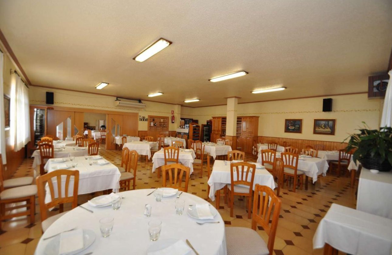 Használt ingatlanok - Commercial property -
Monóvar - Monòver - Monóvar - Monòver Centro