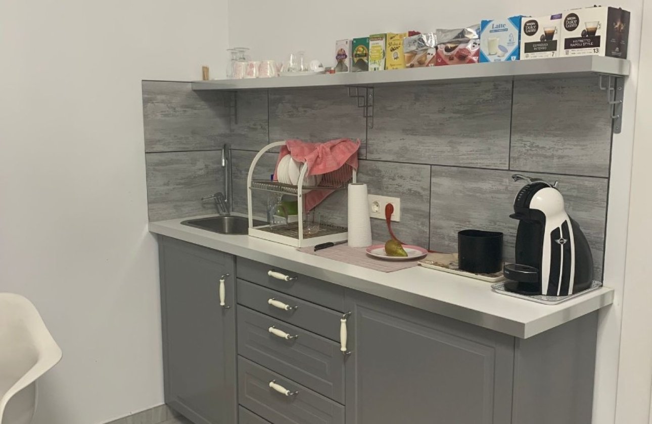 Használt ingatlanok - Commercial property -
Orihuela - La Zenia