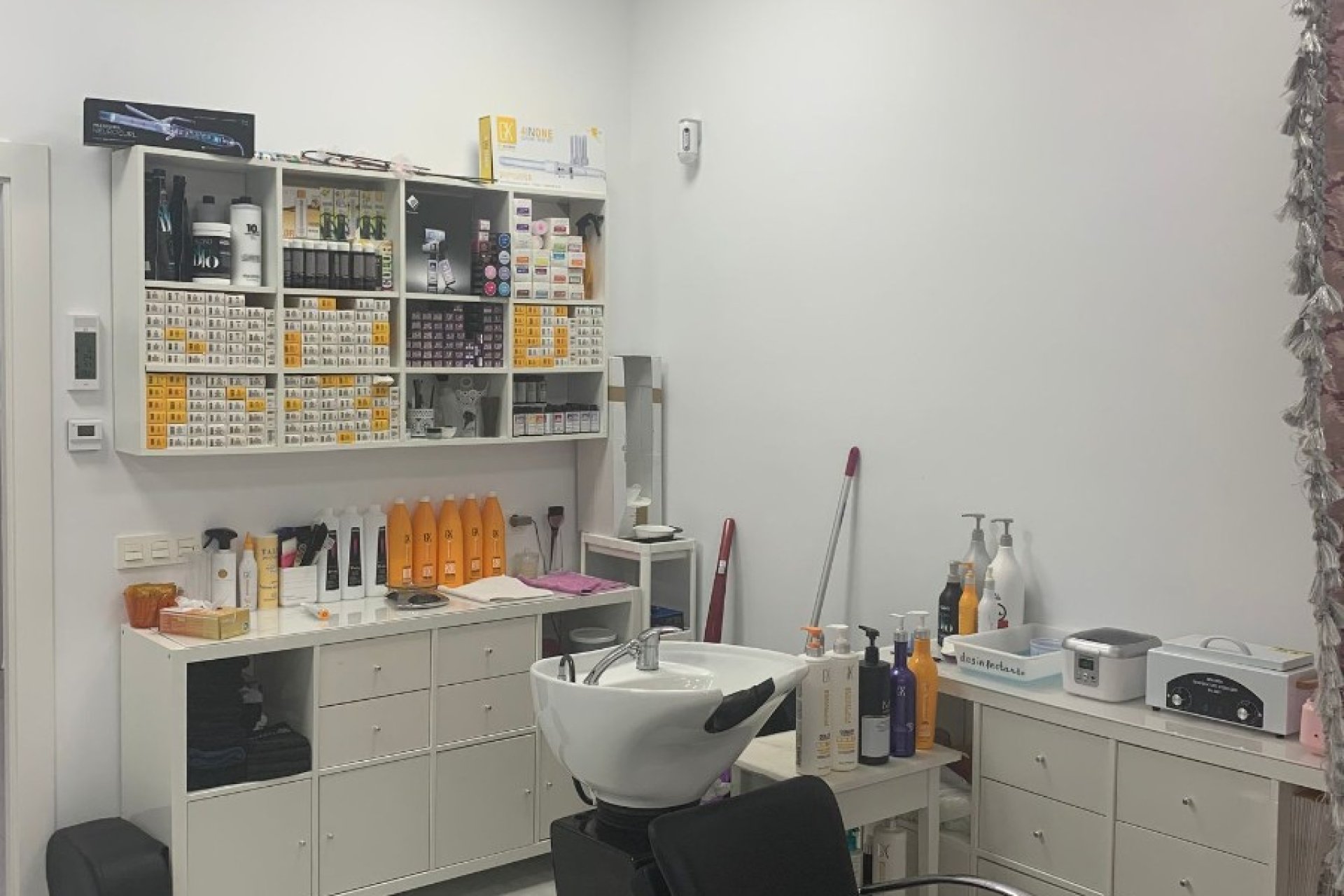 Használt ingatlanok - Commercial property -
Orihuela - La Zenia