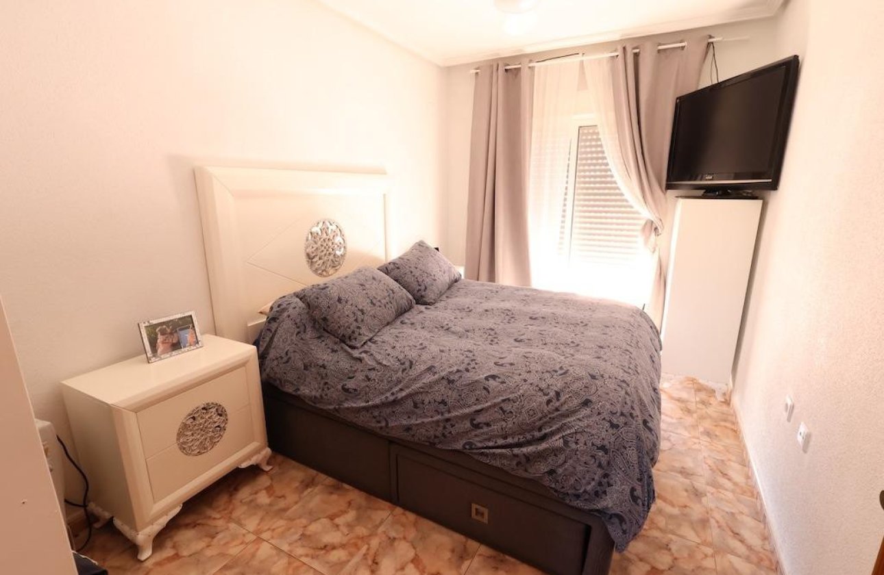 Használt ingatlanok - Commercial property -
Orihuela - La Zenia