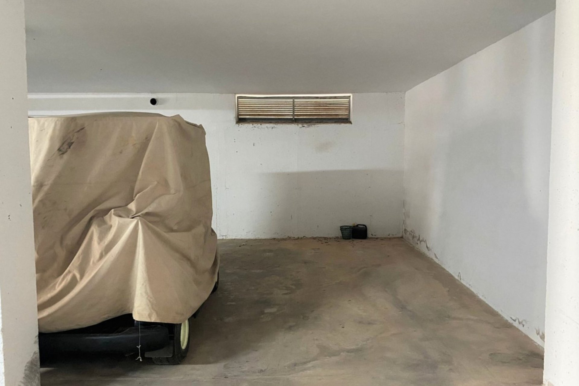 Használt ingatlanok - Commercial property -
Orihuela - Orihuela Costa