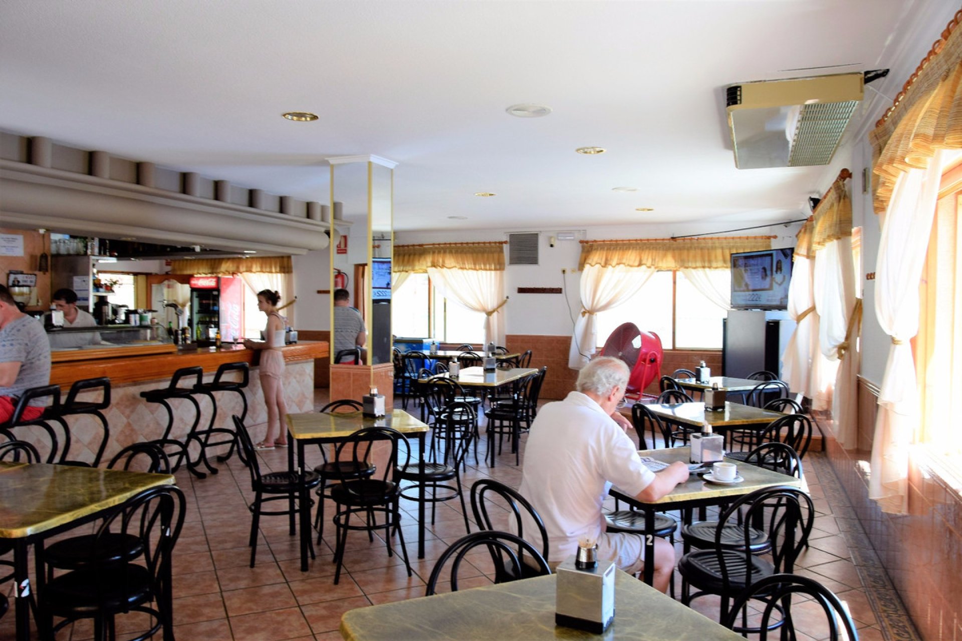 Használt ingatlanok - Commercial property -
San Fulgencio - La Marina