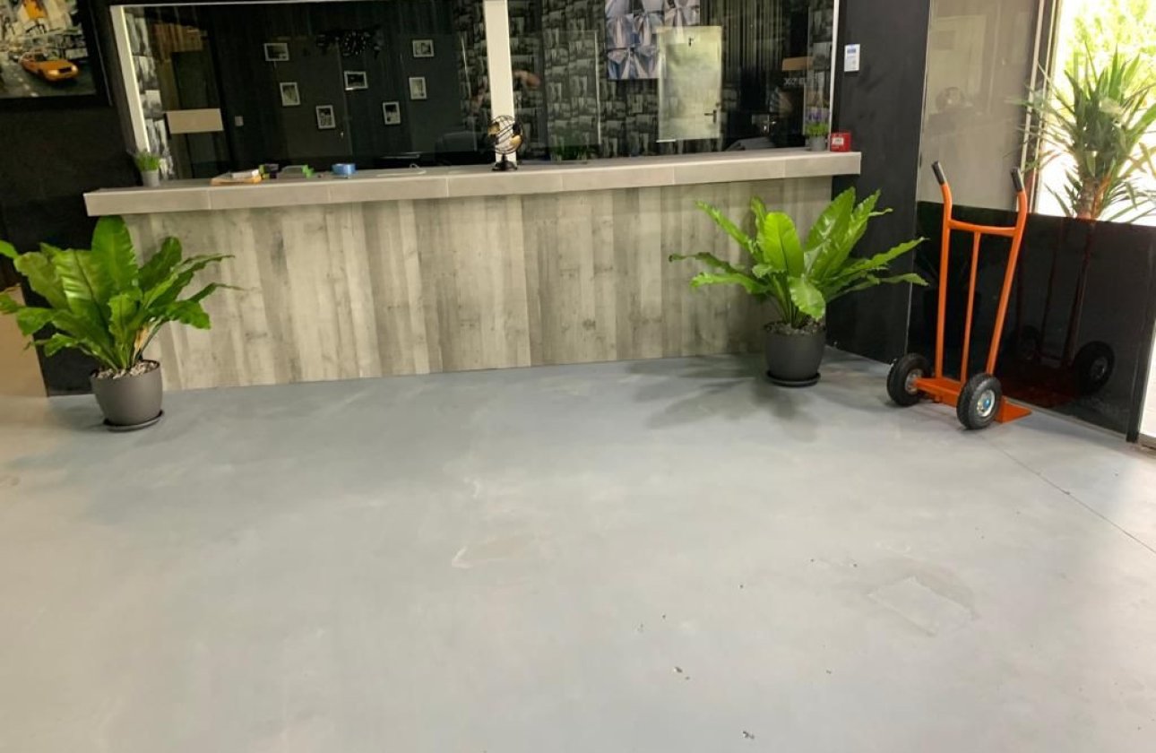 Használt ingatlanok - Commercial property -
Teulada - Moraira