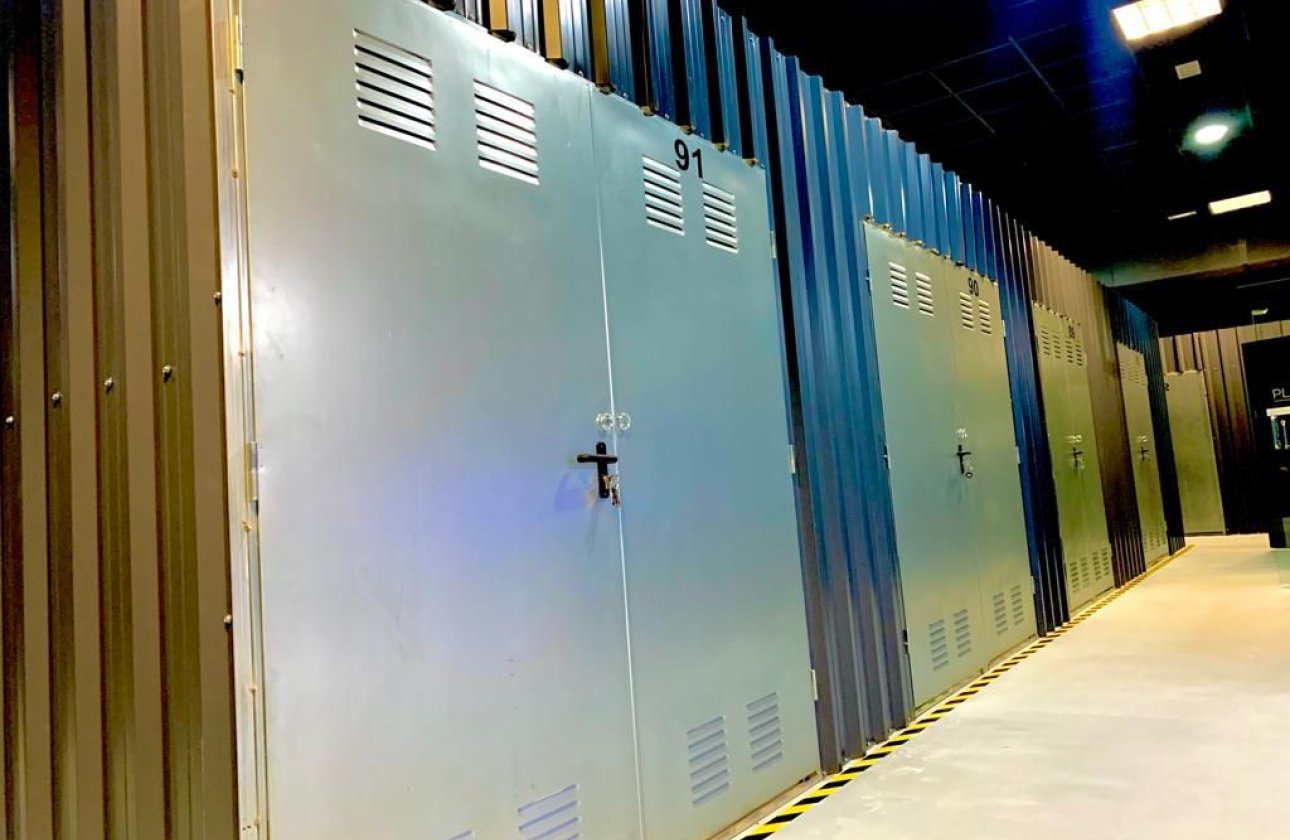 Használt ingatlanok - Commercial property -
Teulada - Moraira