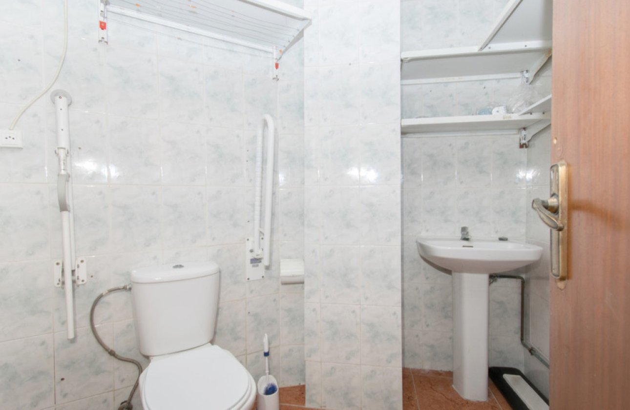 Használt ingatlanok - Commercial property -
Torrevieja - La Mata