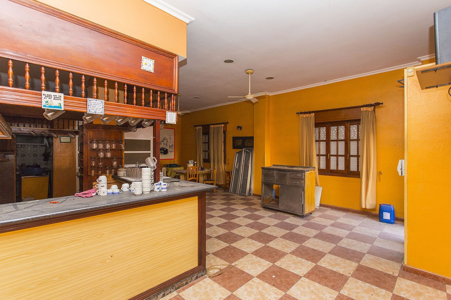 Használt ingatlanok - Commercial property -
Torrevieja - La Mata