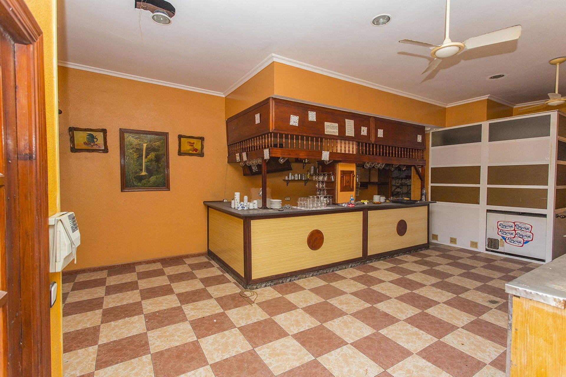 Használt ingatlanok - Commercial property -
Torrevieja - La Mata