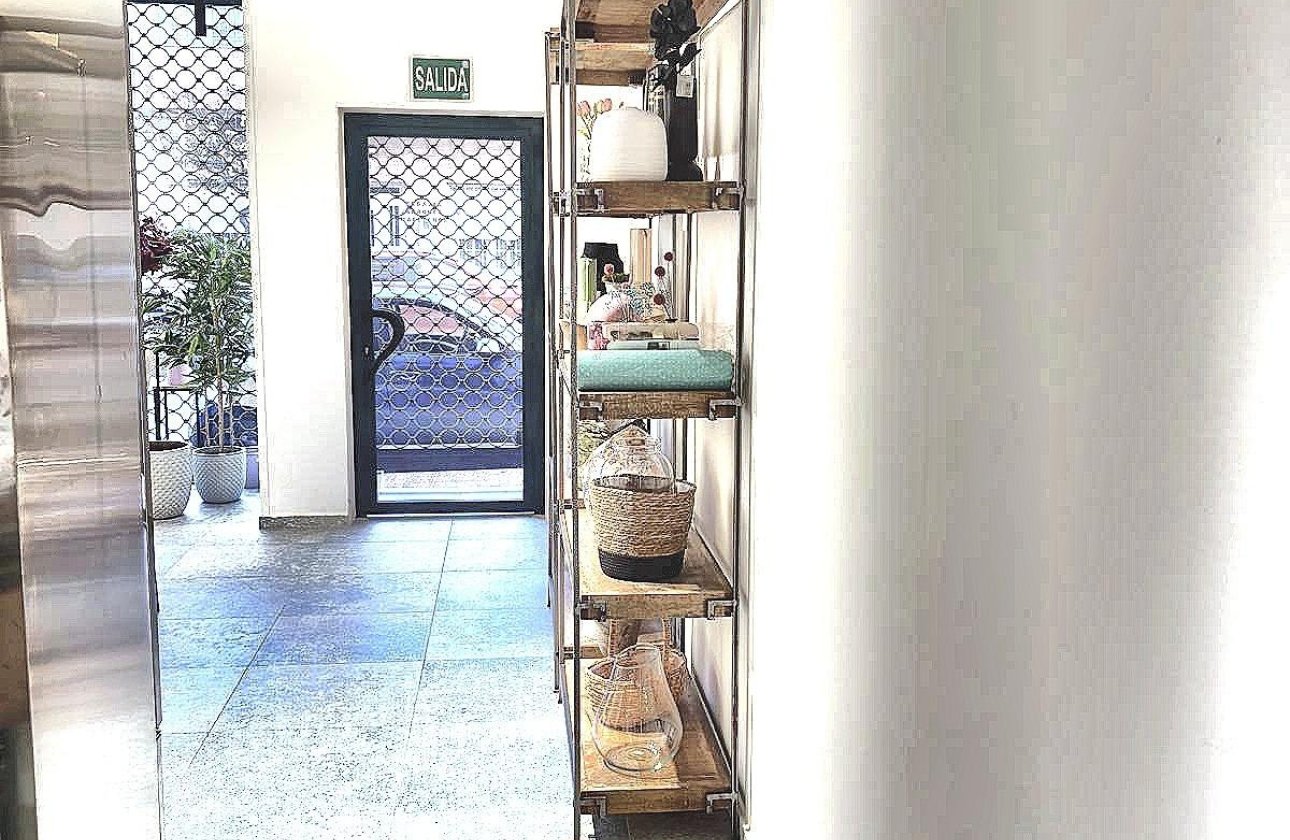 Használt ingatlanok - Commercial property -
Torrevieja - Torrevieja Centro