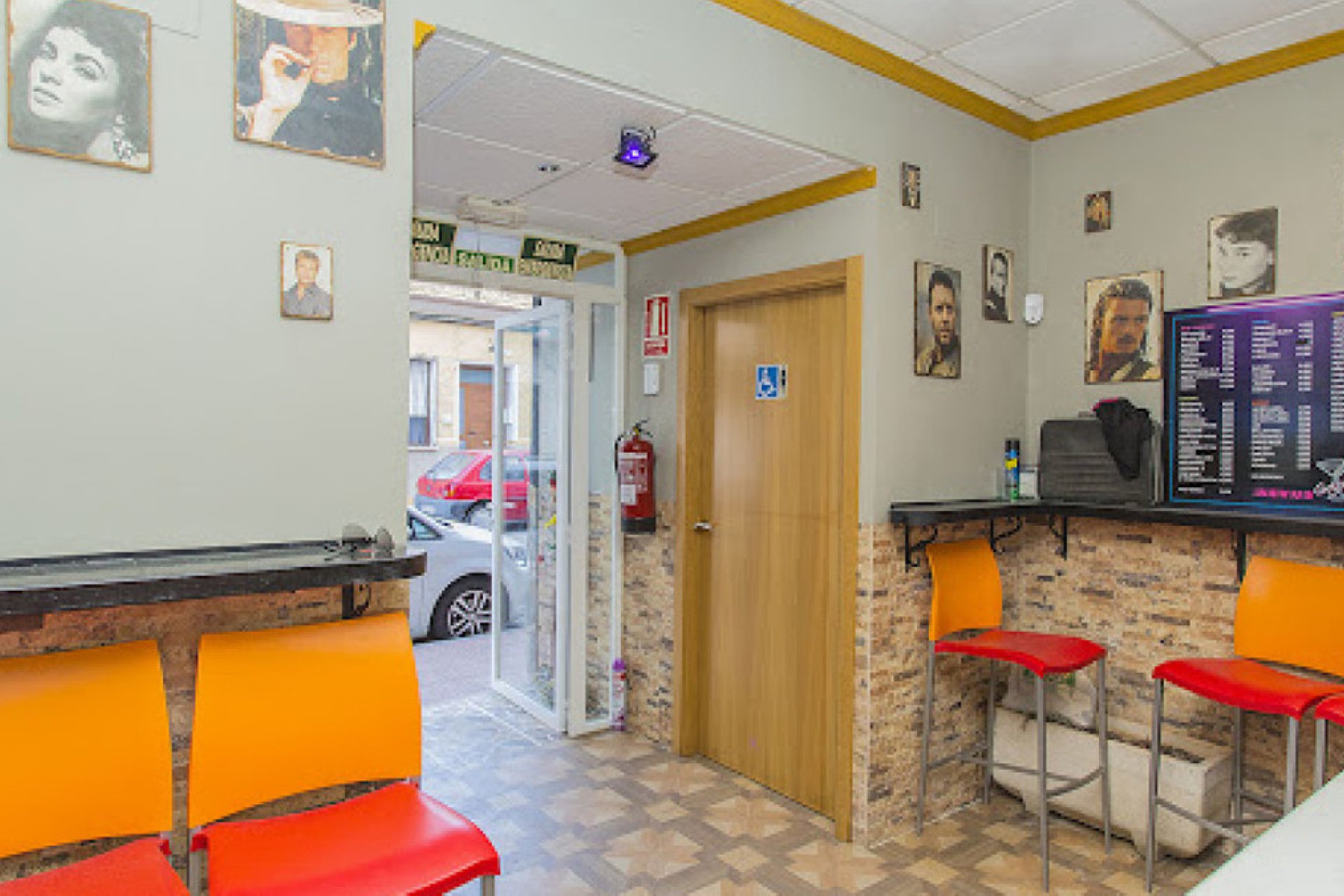 Használt ingatlanok - Commercial property -
Torrevieja - Torrevieja Centro