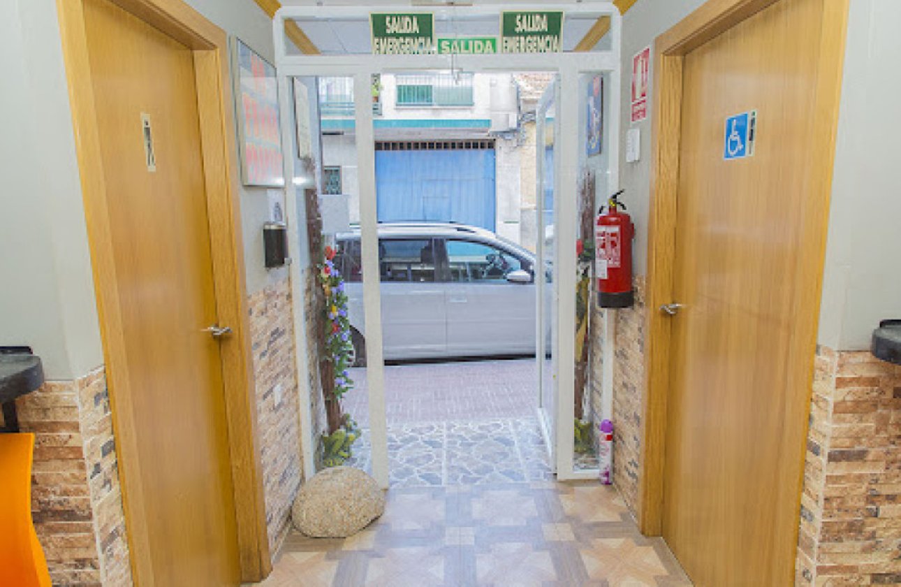 Használt ingatlanok - Commercial property -
Torrevieja - Torrevieja Centro