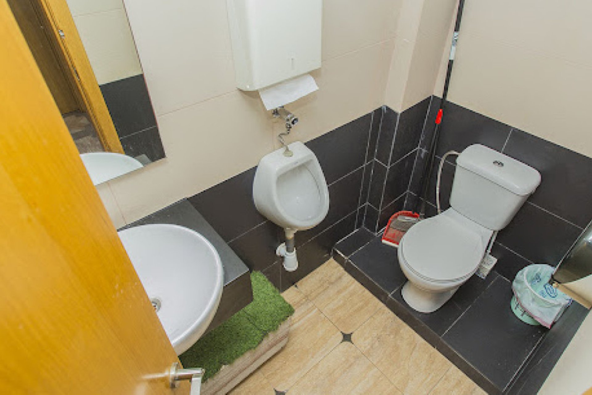 Használt ingatlanok - Commercial property -
Torrevieja - Torrevieja Centro