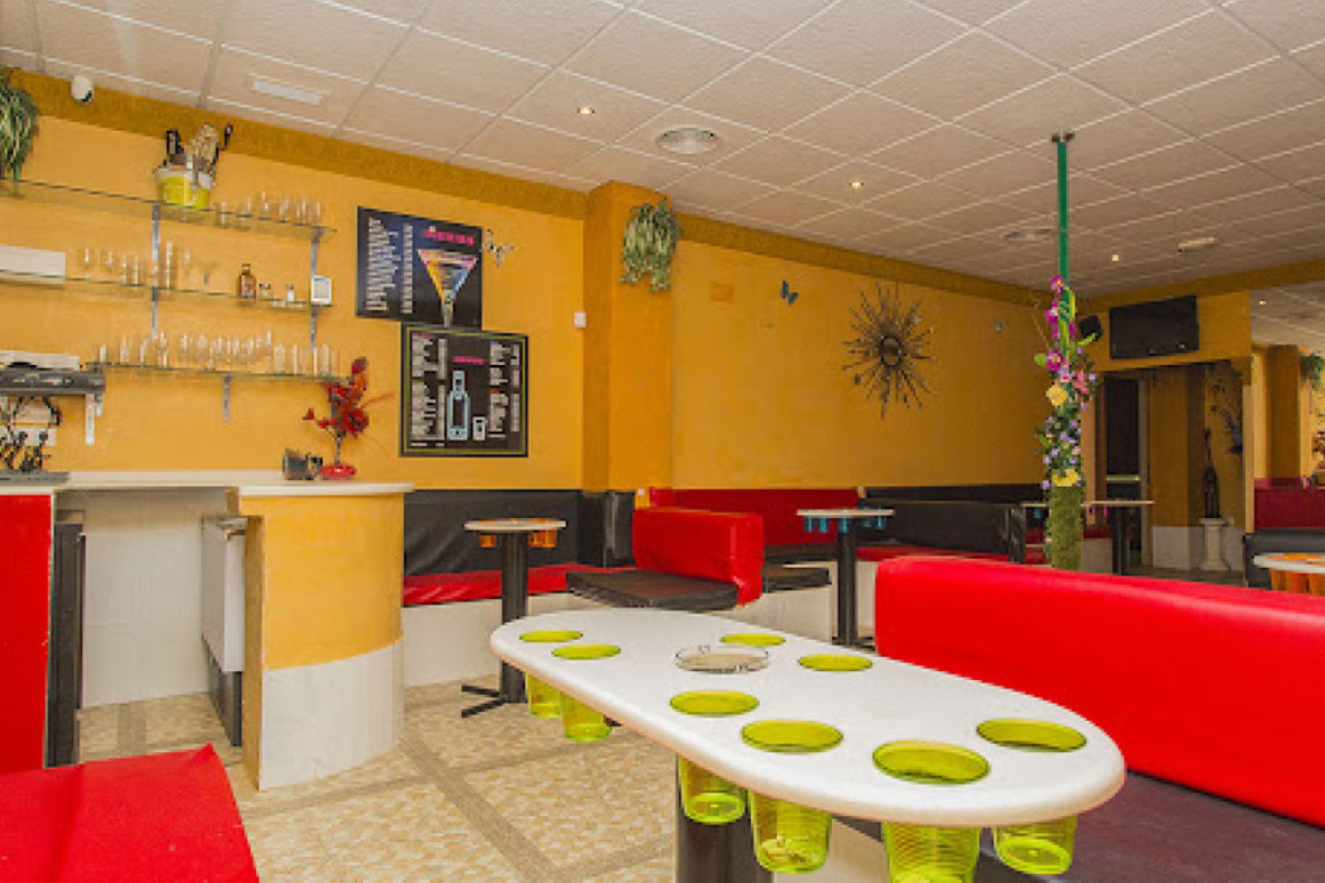 Használt ingatlanok - Commercial property -
Torrevieja - Torrevieja Centro