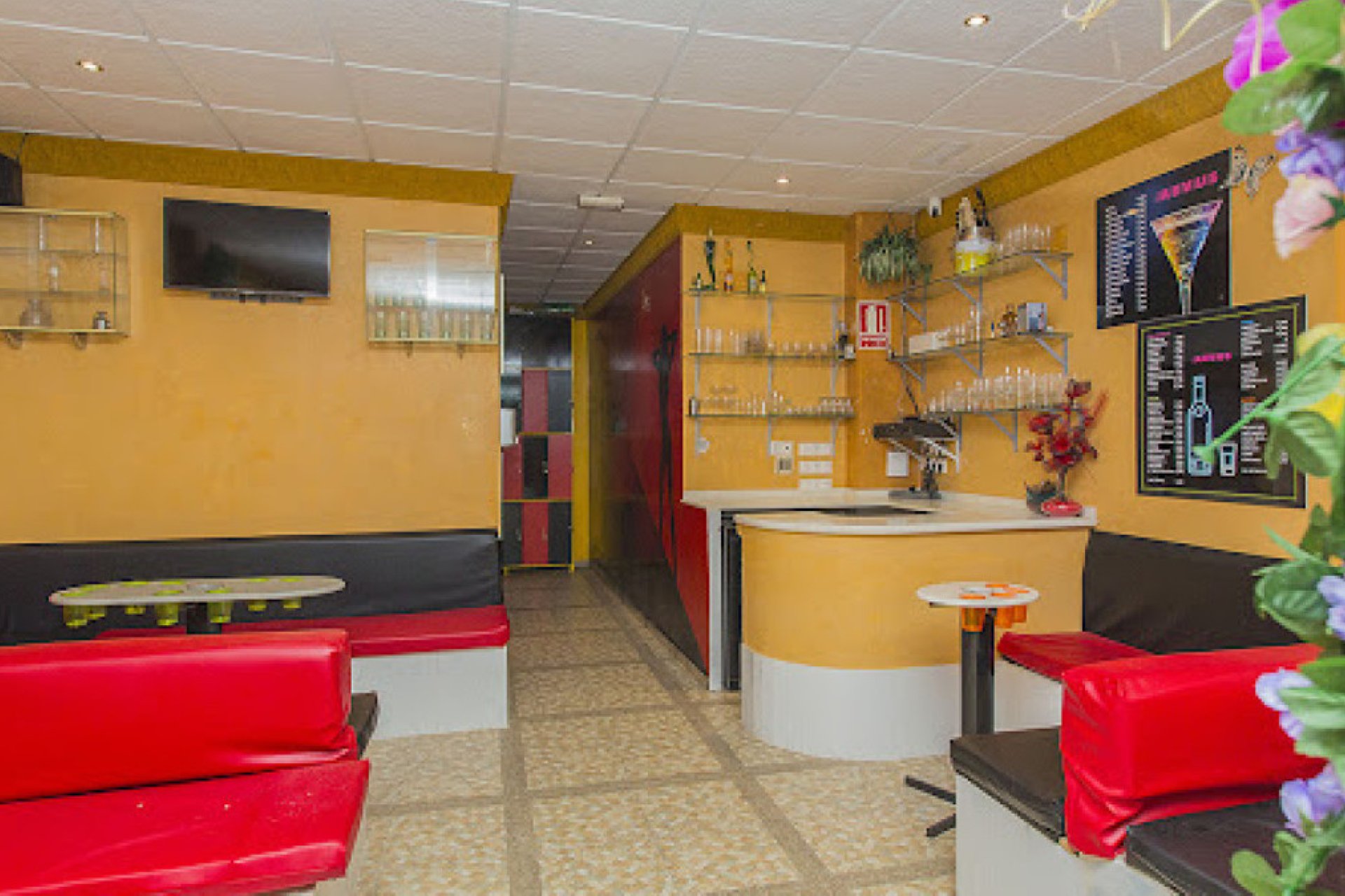 Használt ingatlanok - Commercial property -
Torrevieja - Torrevieja Centro