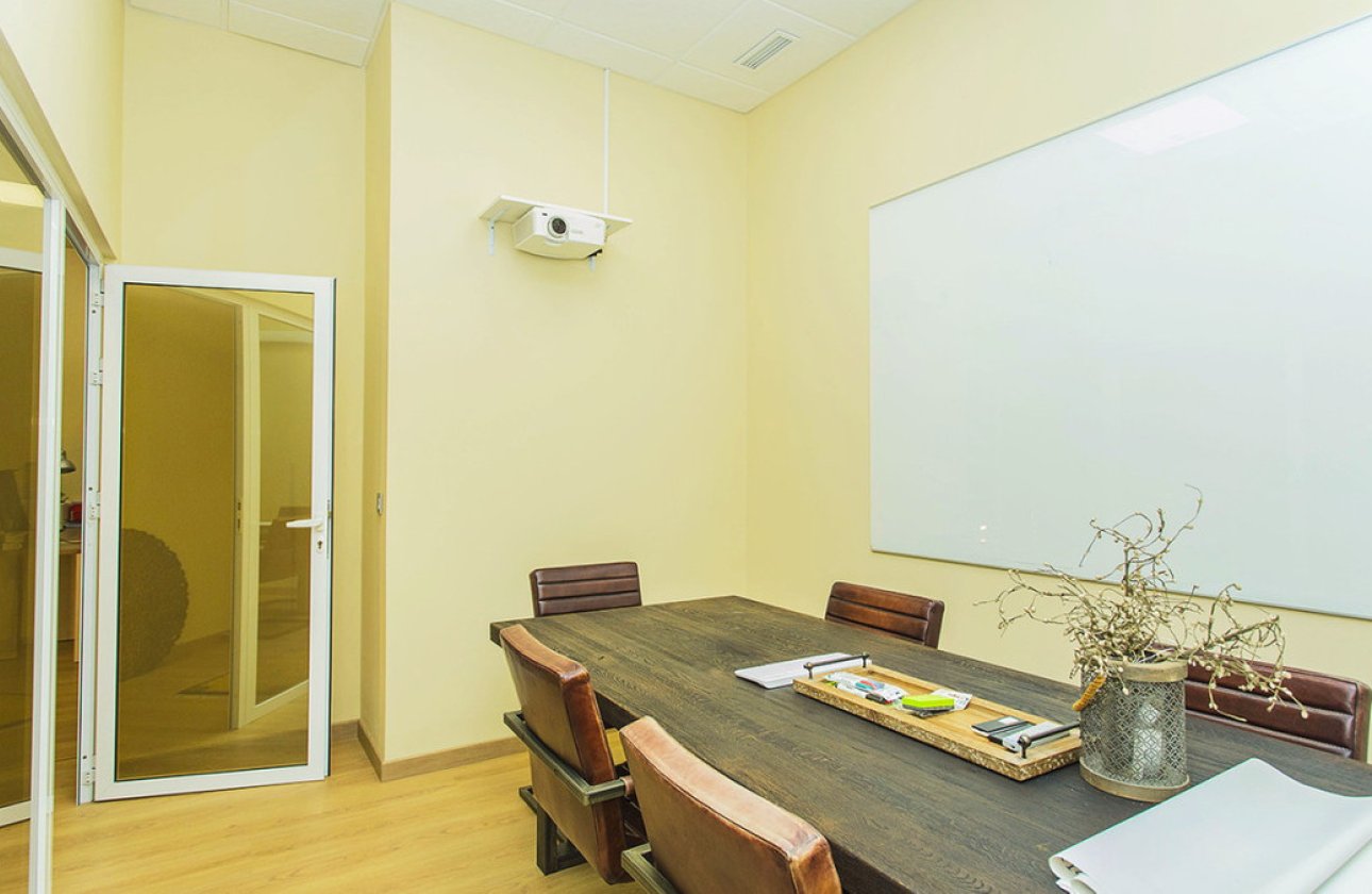 Használt ingatlanok - Commercial property -
Torrevieja - Torrevieja Centro