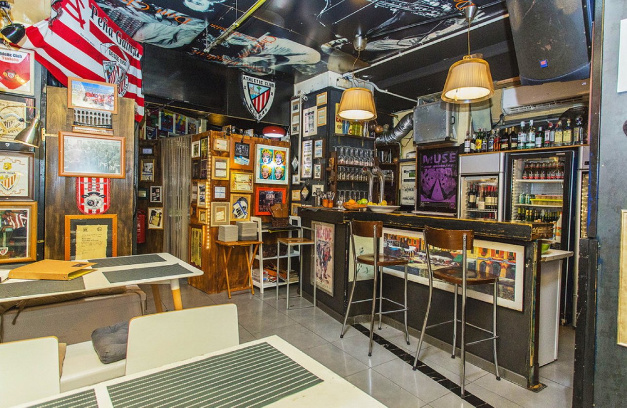 Használt ingatlanok - Commercial property -
Torrevieja - Torrevieja Centro