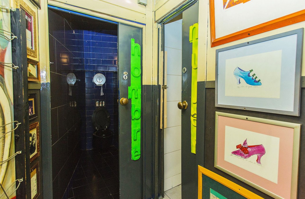 Használt ingatlanok - Commercial property -
Torrevieja - Torrevieja Centro