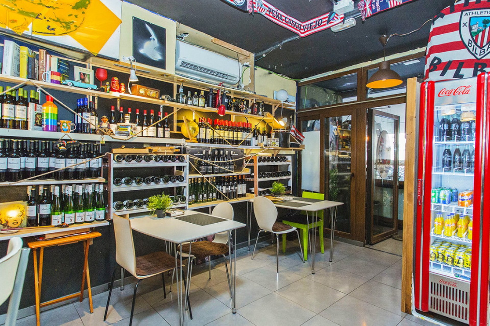 Használt ingatlanok - Commercial property -
Torrevieja - Torrevieja Centro