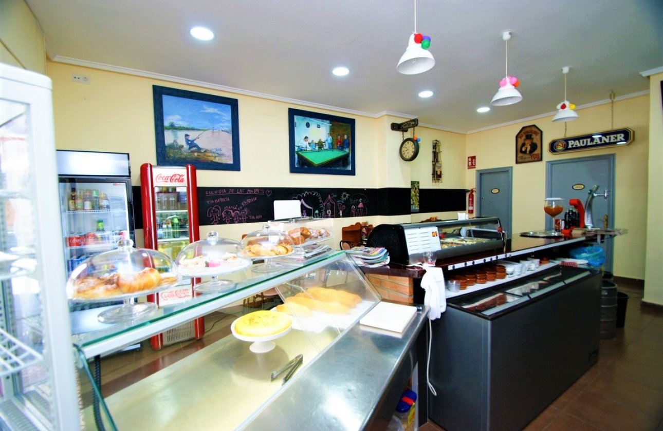 Használt ingatlanok - Commercial property -
Torrevieja - Torrevieja Centro