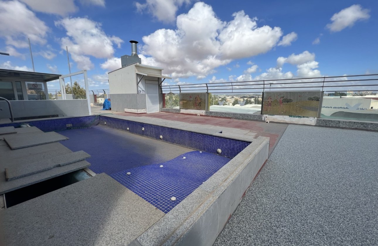 Használt ingatlanok - Commercial property -
Torrevieja - Torrevieja Centro