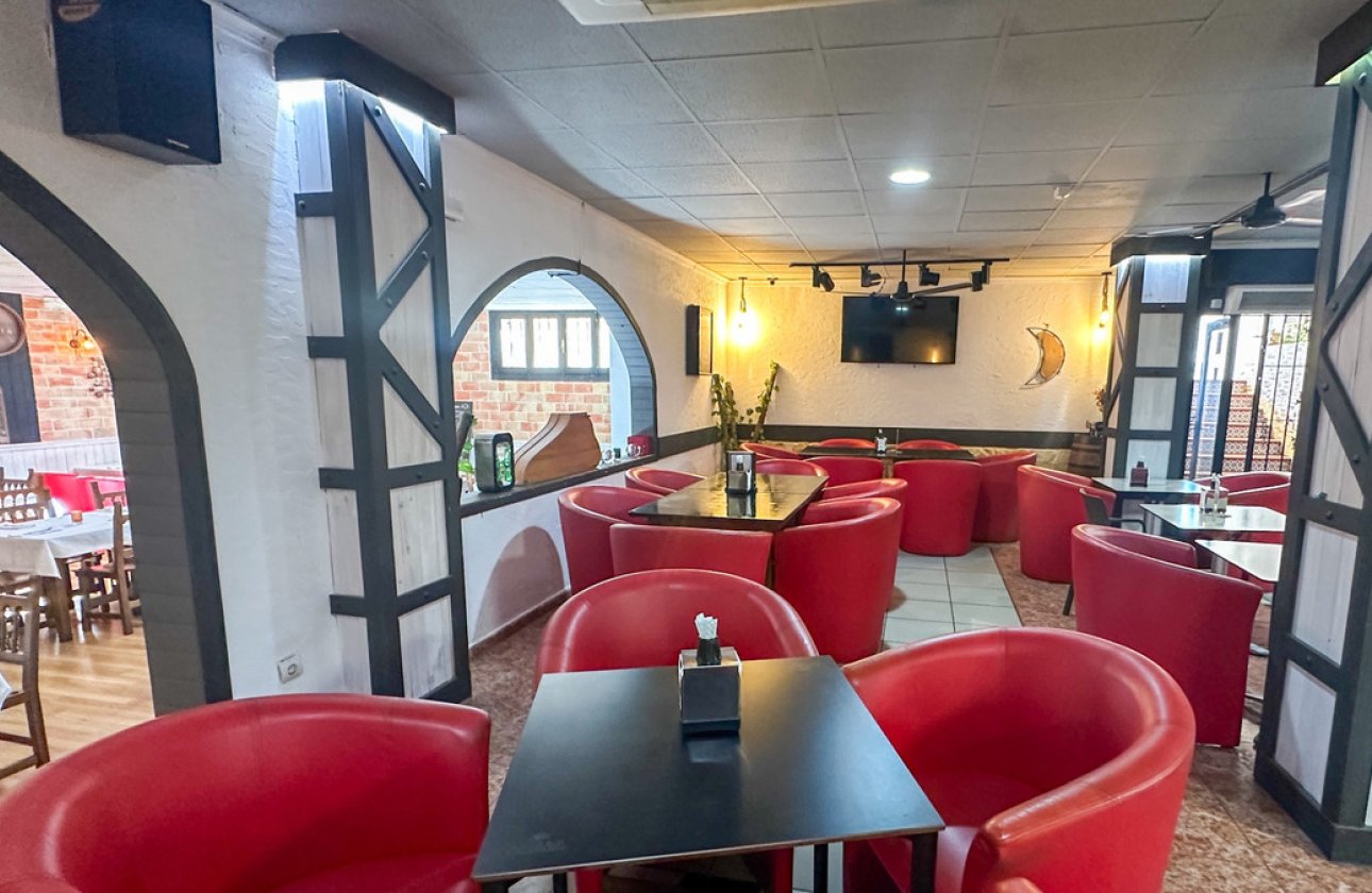 Használt ingatlanok - Commercial property -
Torrevieja - Torrevieja Centro