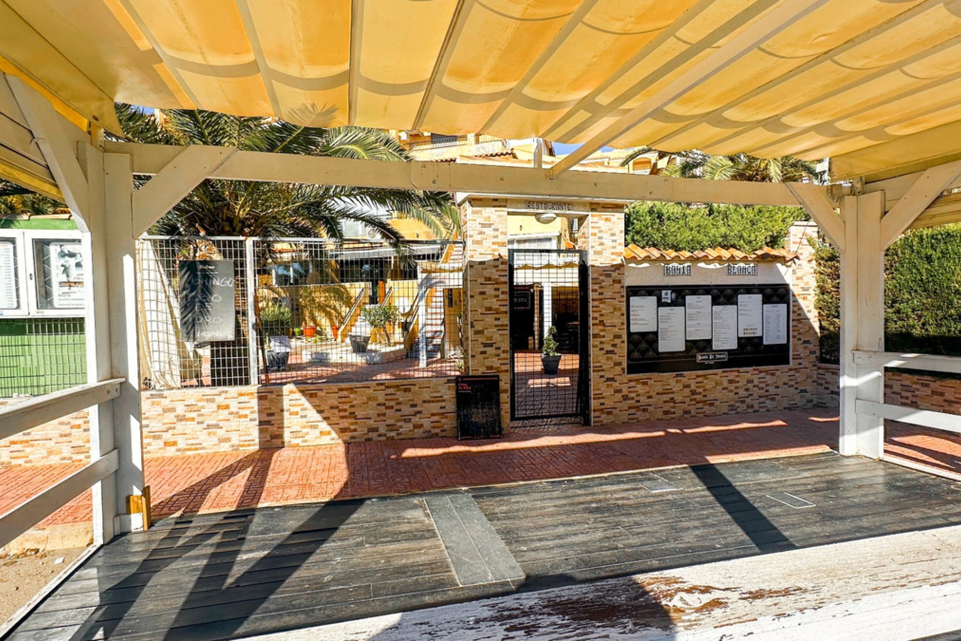 Használt ingatlanok - Commercial property -
Torrevieja - Torrevieja Centro