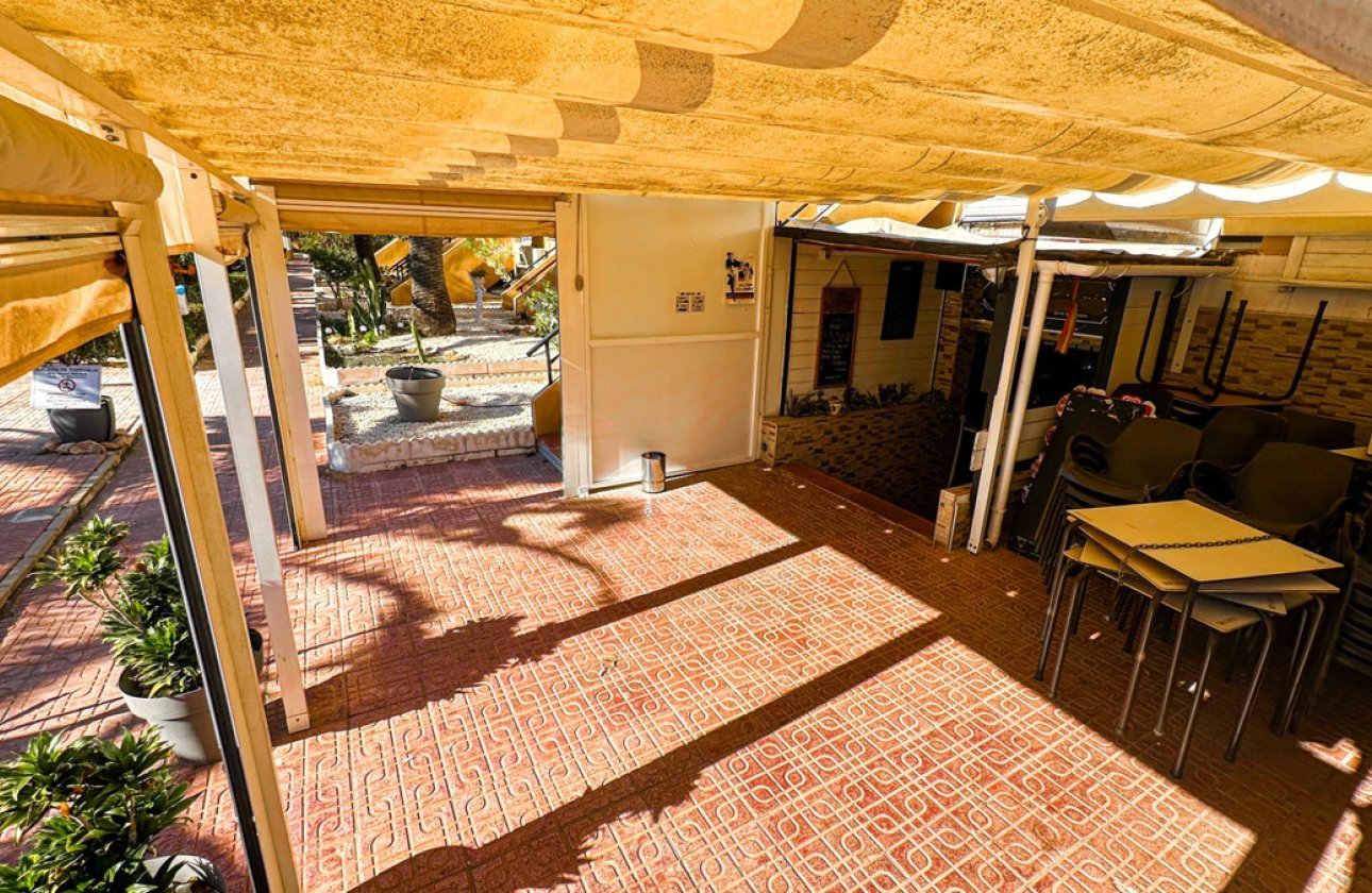 Használt ingatlanok - Commercial property -
Torrevieja - Torrevieja Centro