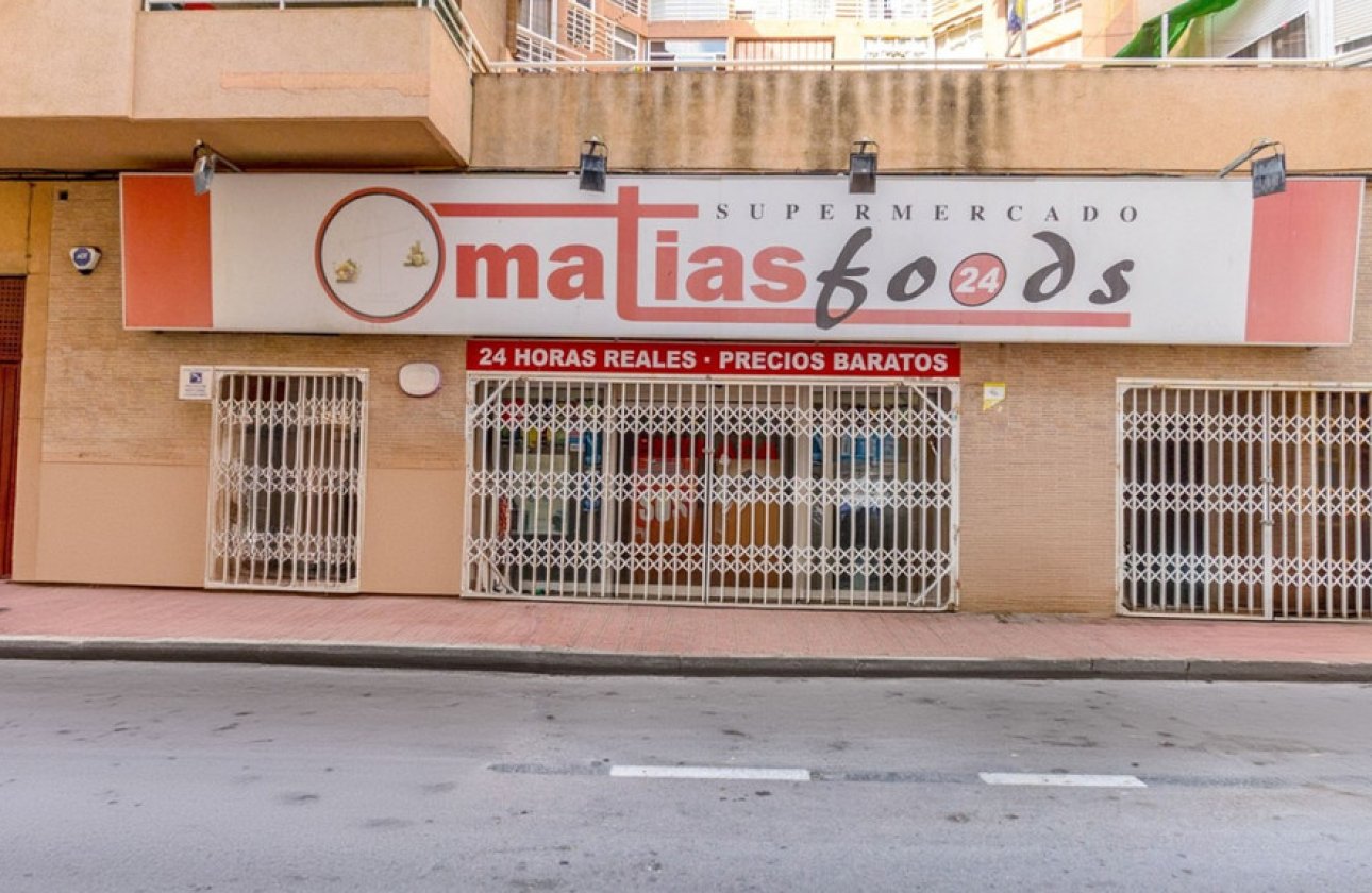 Használt ingatlanok - Commercial property -
Torrevieja - Torrevieja Centro