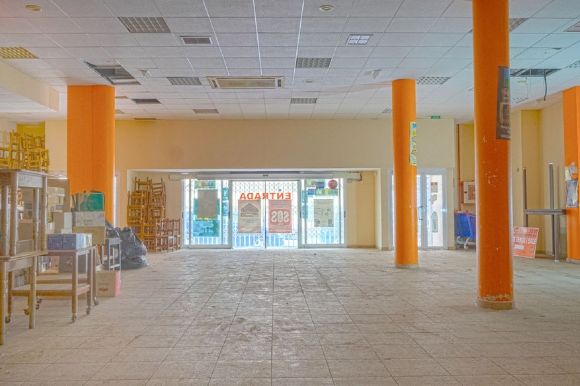 Használt ingatlanok - Commercial property -
Torrevieja - Torrevieja Centro