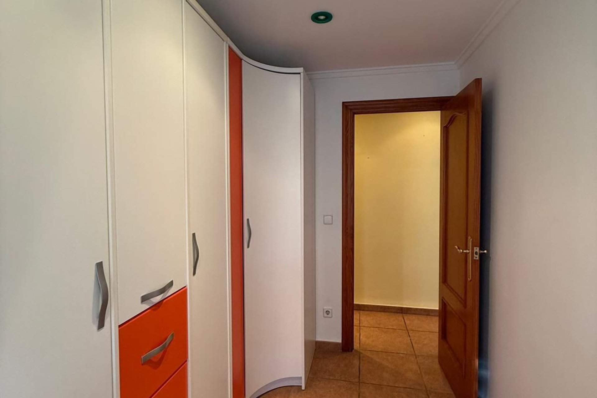 Használt ingatlanok - country house -
Elda - Elda Centro