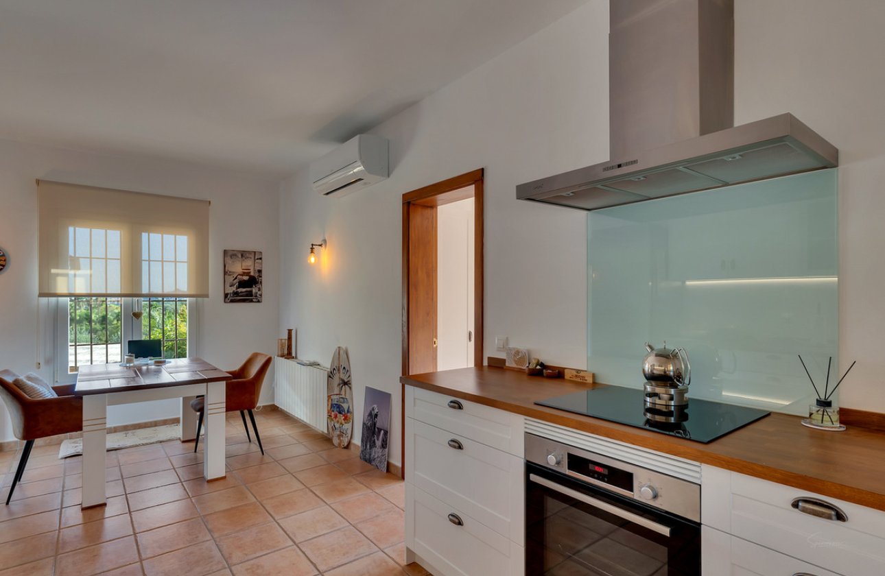 Használt ingatlanok - country house -
Orba - Orba Centro