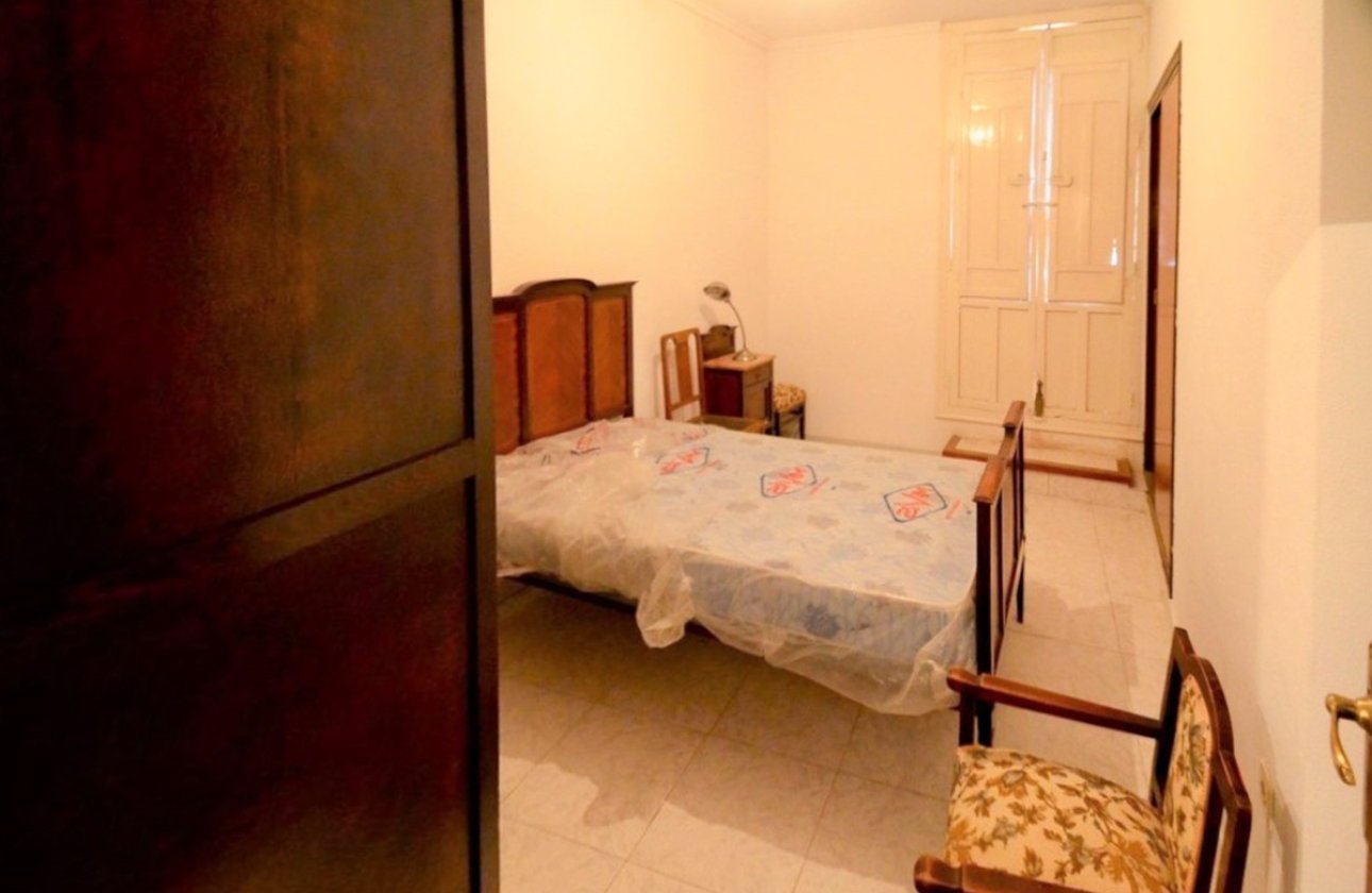 Használt ingatlanok - country house -
Orihuela - Orihuela Centro