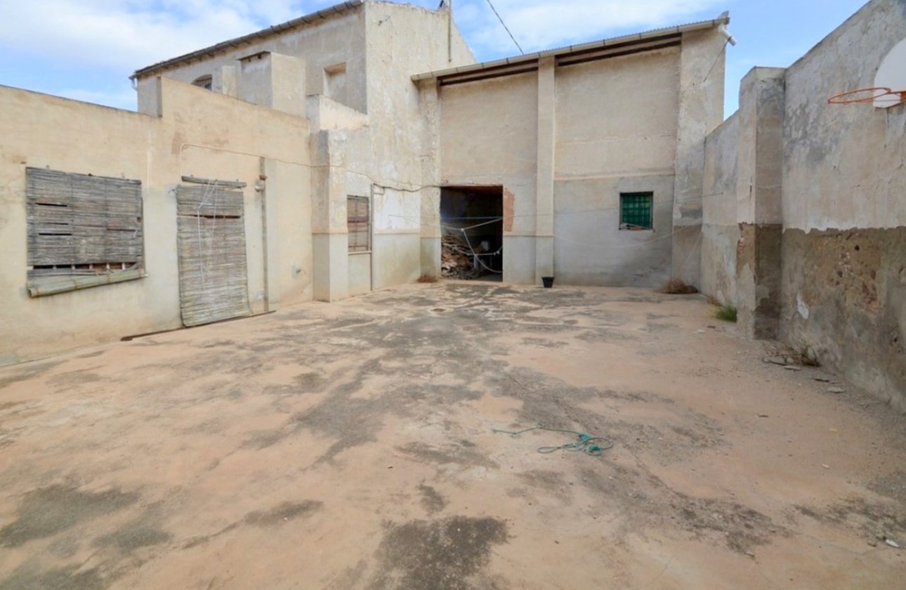 Használt ingatlanok - country house -
Orihuela - Orihuela Centro