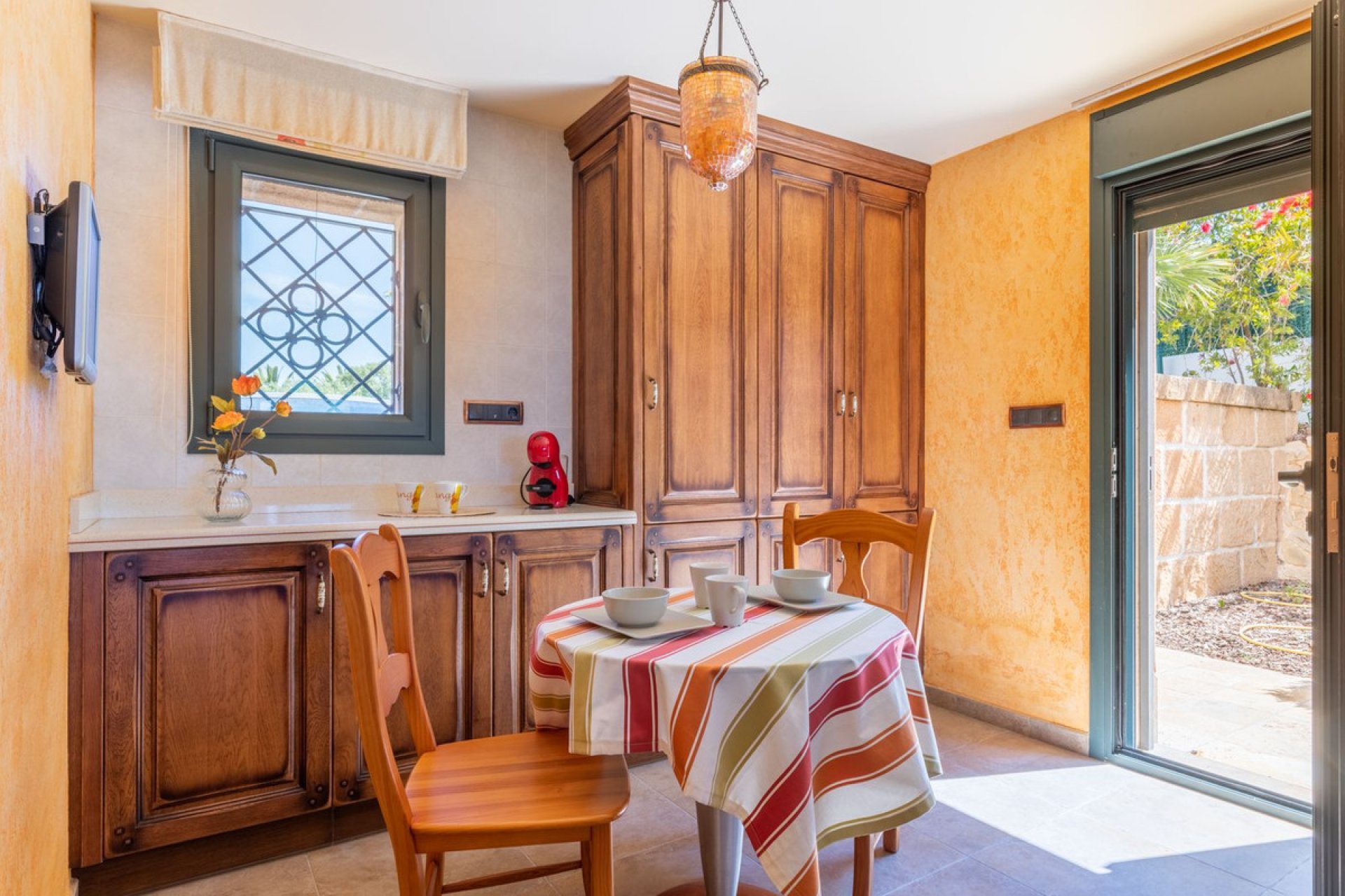 Használt ingatlanok - country house -
Teulada - Benimarco