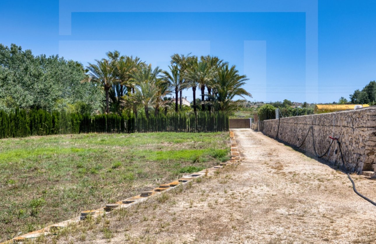 Használt ingatlanok - country house -
Teulada - Teulada Centro