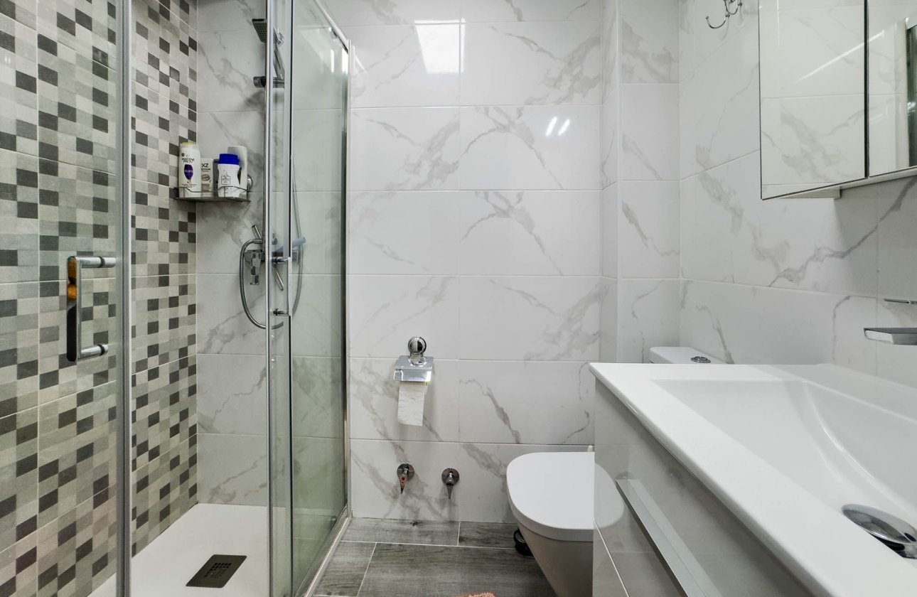 Használt ingatlanok - Duplex apartment -
Torrevieja - Lago Jardin