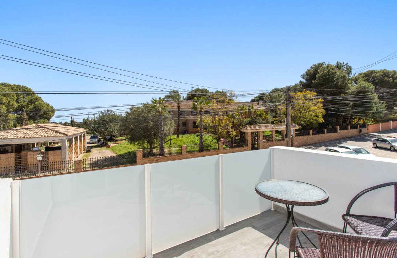 Használt ingatlanok - Duplex apartment -
Torrevieja - Lago Jardin