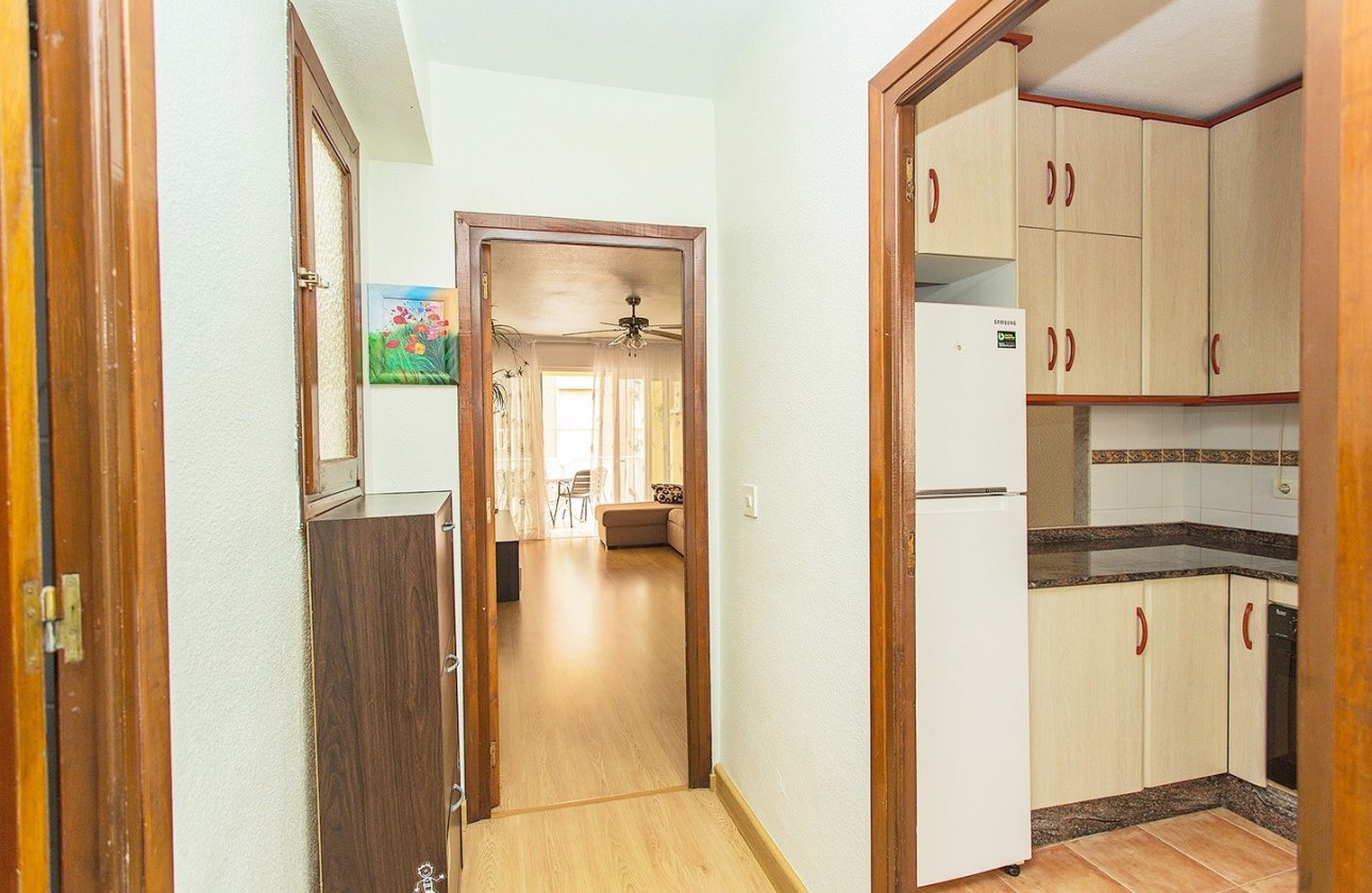 Használt ingatlanok - Flat -
Torrevieja - Playa del Cura